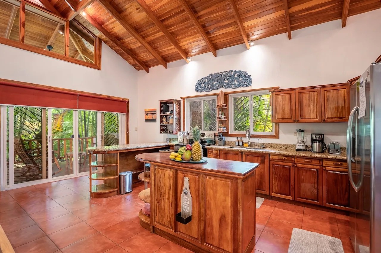 Casa Oso, inside