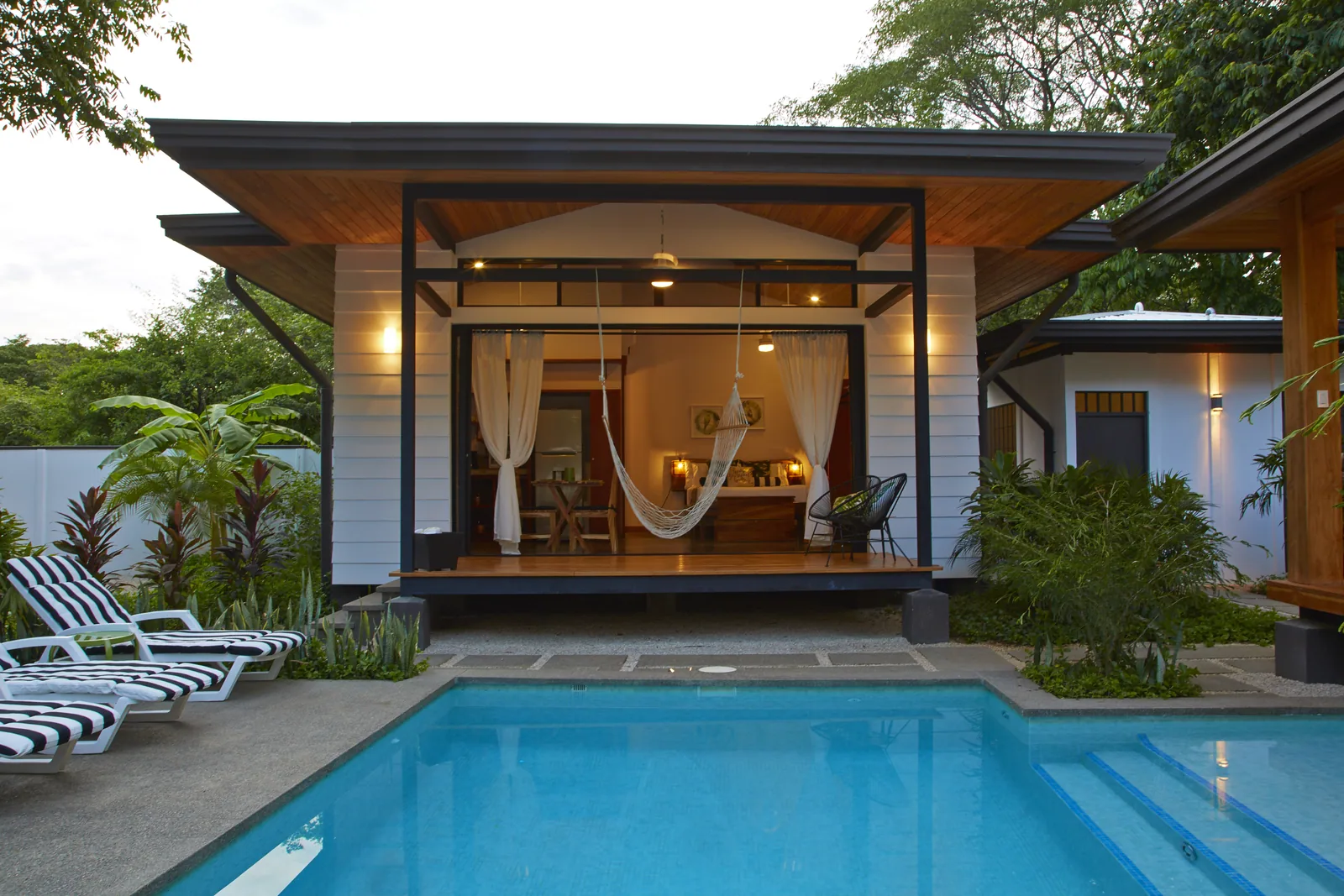 Lily Pad Nosara 1, inside